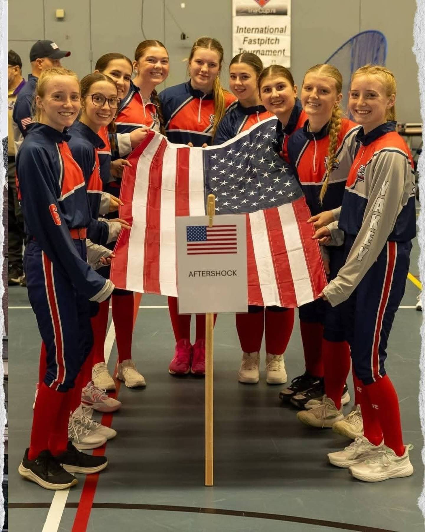 Elizabeth Davis (top left) poses with her team at a tournament in the Netherlands in January 2026.