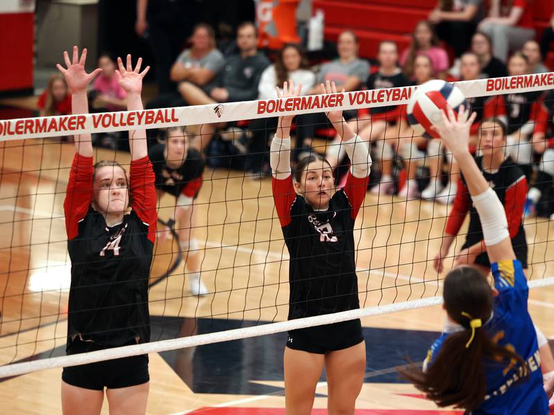 Bradley-Bourbonnais takes 3rd place as hosts of Moldenhauer Classic