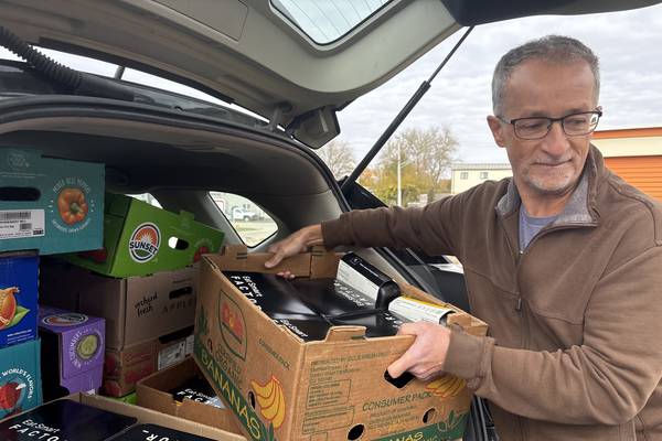SNAP uncertainty worries food pantries across northern Illinois