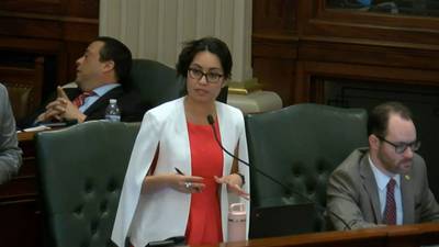 Illinois secretary of state backs proposal allowing noncitizens to receive standard driver’s licenses