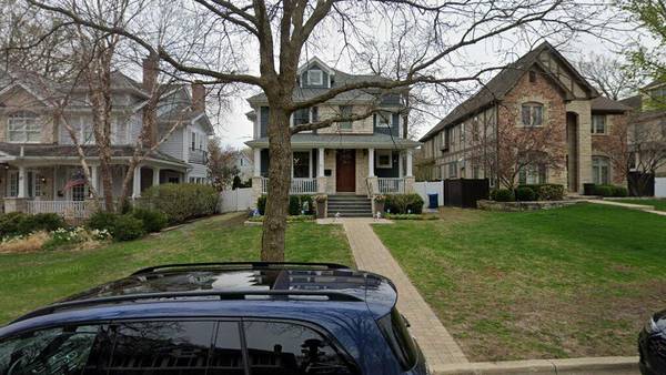 Single-family home sells for $1.68 million in Hinsdale