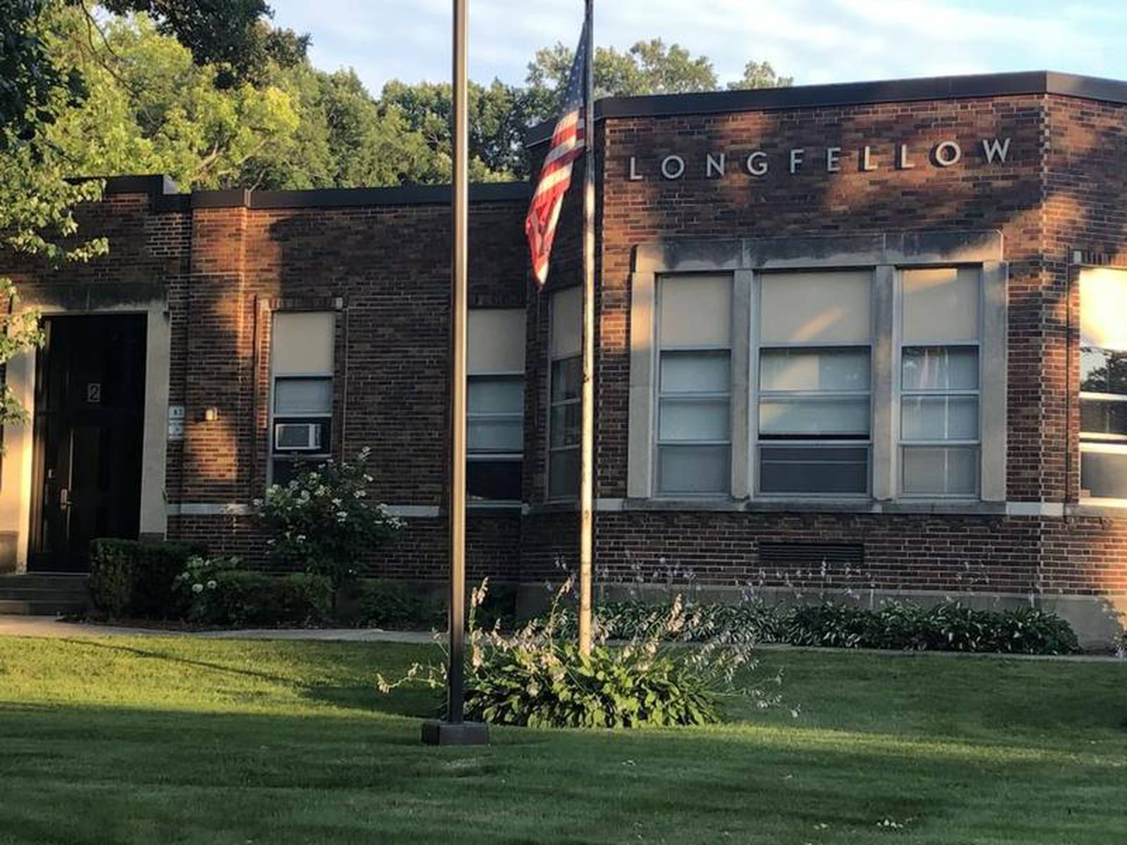 Downers Grove District 58 board discusses future of Longfellow Center