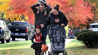 Photos: Trick-or-treating across northern Illinois
