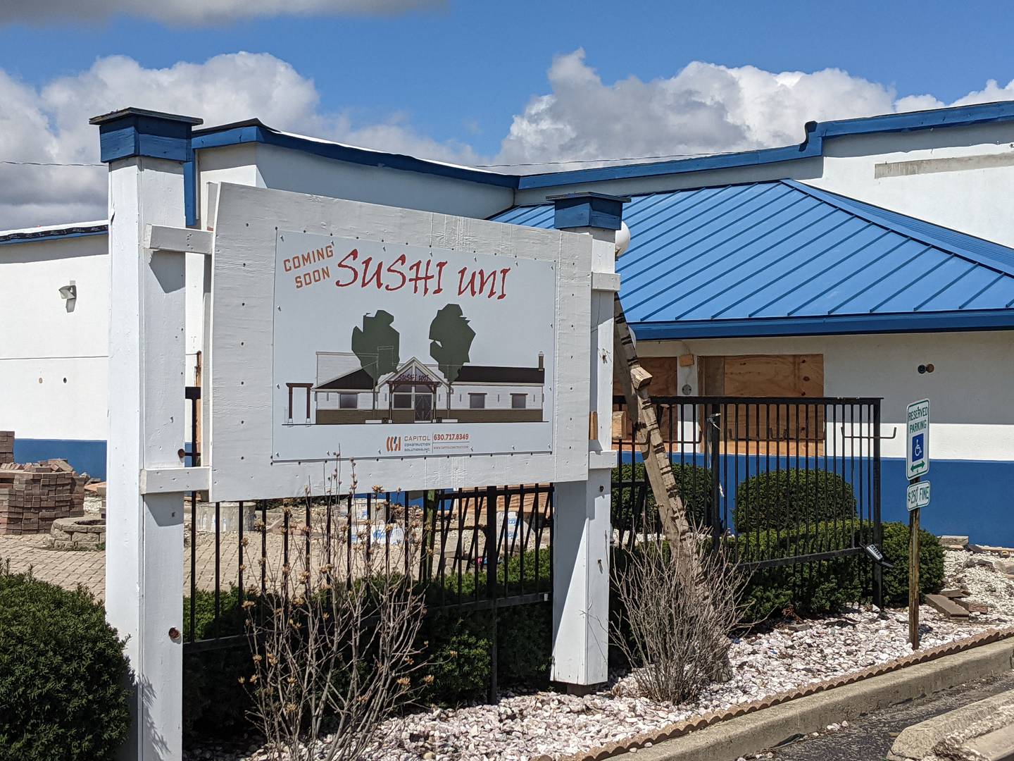 Plans for a Japanese restaurant to open in the former Larry’s Diner in Plainfield continue to move forward.

At the April 6 Plainfield Village Board meeting, village trustees unanimously approved a liquor license for Sushi UNI.