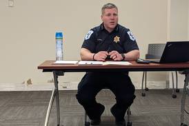Sandwich police chief to get 3% raise as part of new contract