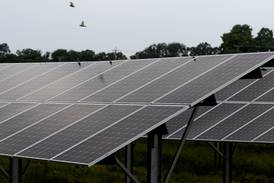 McHenry County Board chairman breaks ties to approve 2 solar farms