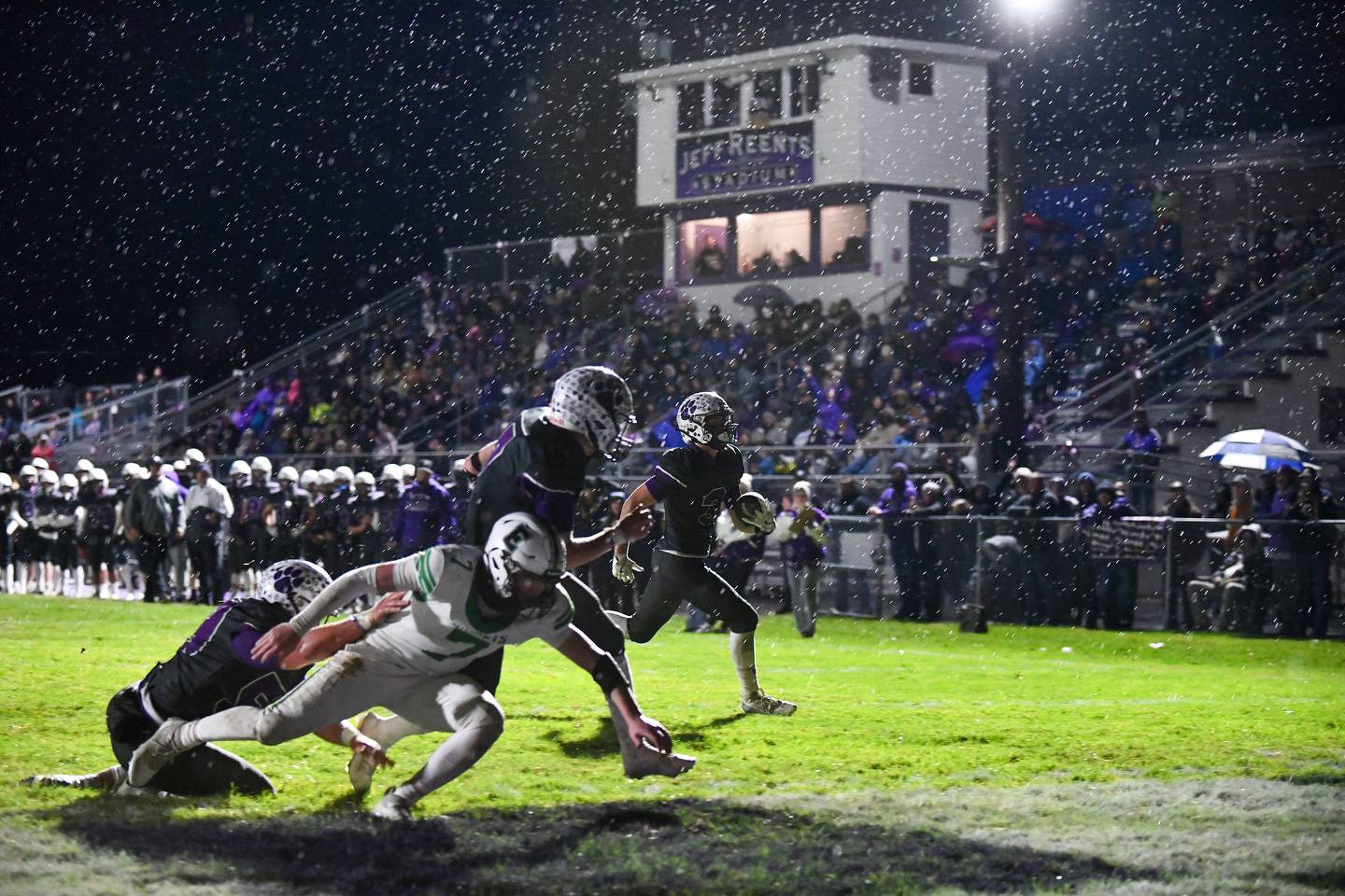Wilmington's Ryan Kettman runs for a touchdown off a block Saturday, Nov. 9, 2024 during the Wildcats' 36-0 victory over Eureka in the second round of IHSA Class 3A Playoffs at Wilmington.