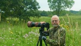 How a Pingree Grove photographer gets up close and personal with wildlife