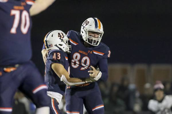 Kaleb Stumpenhorst’s 42-yard field goal sends Oswego past Lockport to Class 8A state championship game