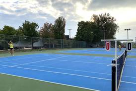 Girls tennis: Mendota edges Streator in tiebreaker-filled meeting, 4-1