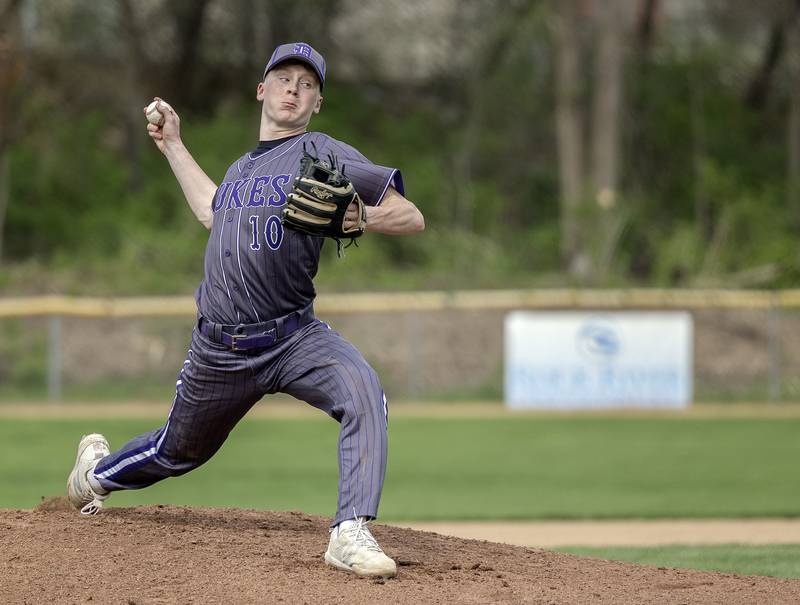 Dixon’s Jagger Kemp is the starting pitcher against Oregon Thursday, April 24, 2025.
