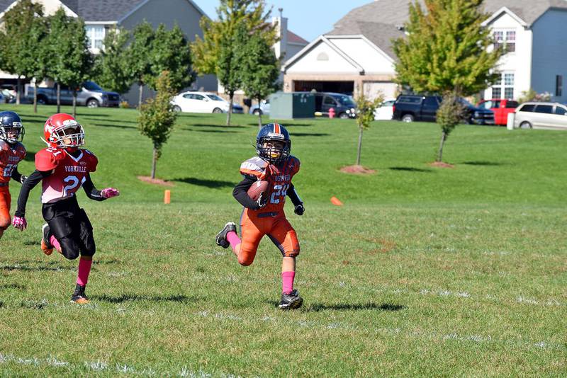 Oswego Youth Tackle Football completes Week 8 Shaw Local