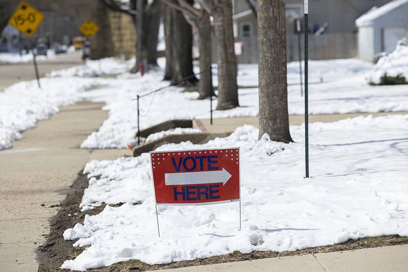 A sign outside of the Loveland House in Dixon directs voters Tuesday, March 17, 2026. Election judges saw slow voter turnout for this March primary.