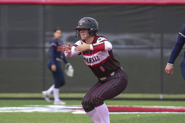 Callie Ferko scores winning run as Yorkville walks off Oswego in 12 innings, clinches Southwest Prairie title