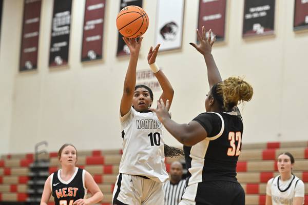 Plainfield North girls squeeze out one-point OT victory over Lincoln-Way West