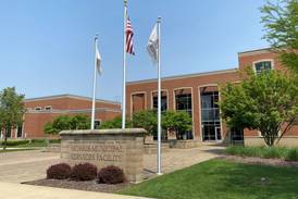 City of Morris hosts electronic recycling event