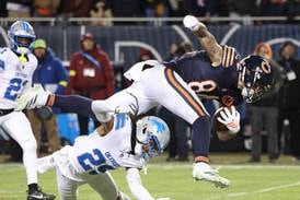 Photos: Bears fall to Lions 19-16 in final regular season game