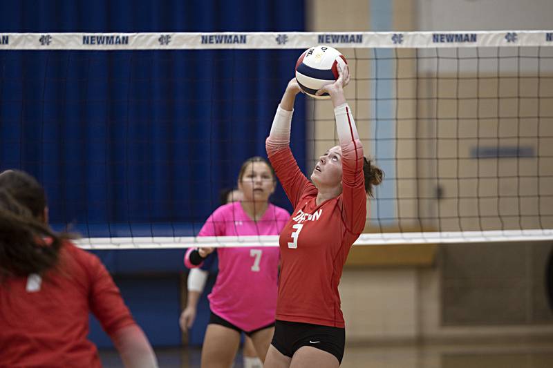 Oregon’s Lexi Ebert sets the ball Wednesday, Sept. 6, 2023 in a game at Newman High School.