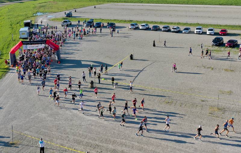 Runners begin the half marathon during the Starved Rock Marathon and Half Marathon on Saturday, May 11, 2024 at Starved Rock State Park.