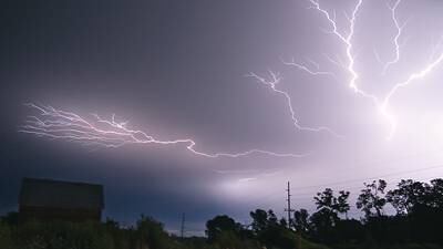 Severe weather could hit Friday; National Weather Service tracking storm system 
