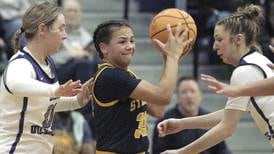 Sterling stifles Dixon to take third place