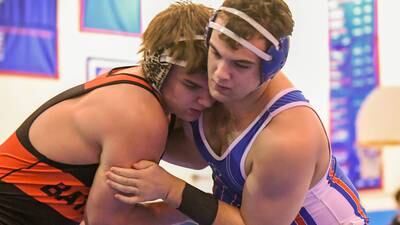 Wrestling: Sean Scheck, Marmion upper weights finish strong to take regional title