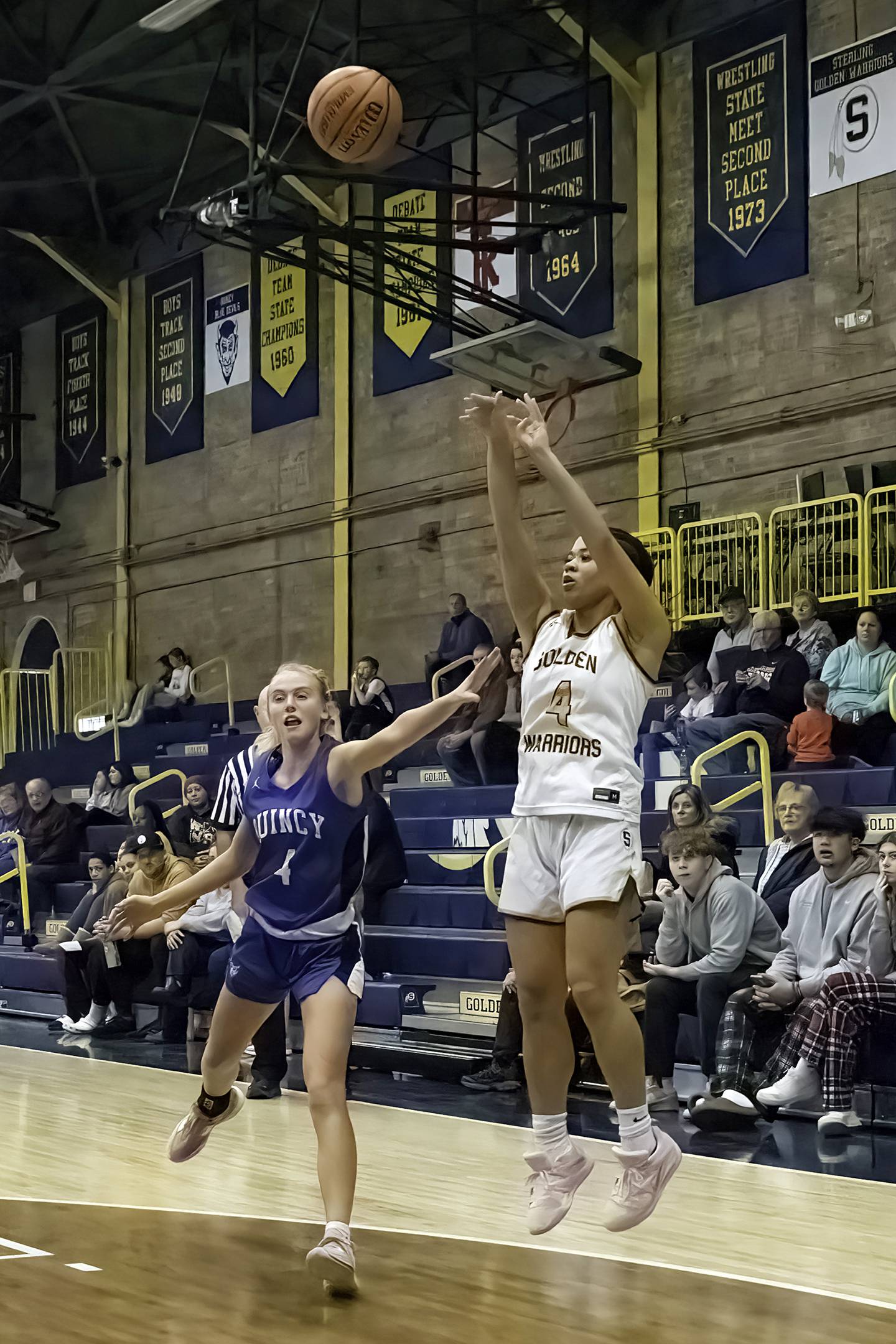 Sterling’s Olivia Turner puts up a shot against Quincy Saturday, Jan. 28, 2023.Saturday, Jan. 28, 2023.