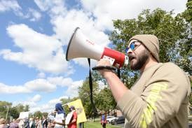 Proposal to restrict, monitor ICE in Downers Grove rejected by Village Council