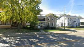 Single-family home built in 1900 sells in Plainfield for $390,000