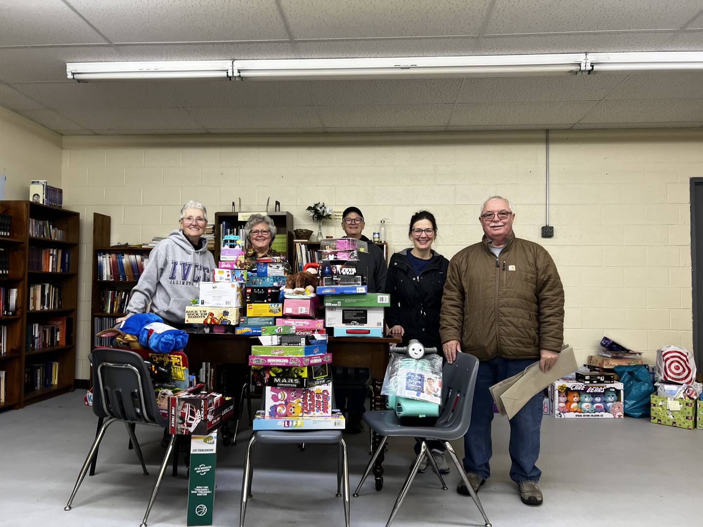 Ottawa Sunrise Rotarians work on the collection for the Salvation Army in December.