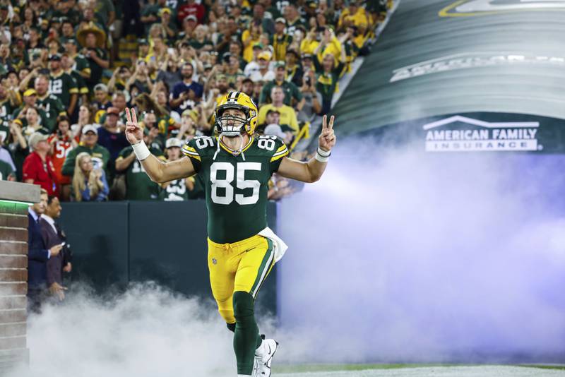 Green Bay Packers tight end Robert Tonyan (85) runs on the field before an NFL game between the Chicago Bears and the Green Bay Packers Sunday, Sept. 18, 2022, in Green Bay, Wis. (AP Photo/Jeffrey Phelps)