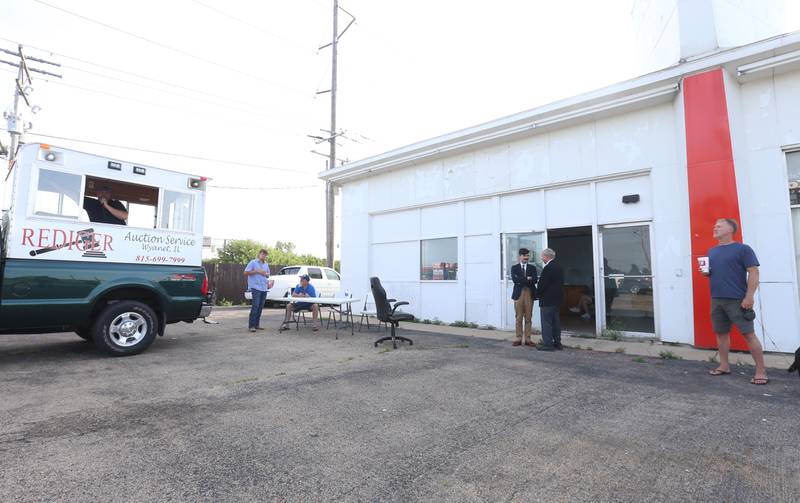 Rediger Auction Service held a live auction on Thursday, Aug. 7, 2025 at the property located at 1350 May Road in Peru. The 1 story, 1,500 sq ft, concrete block building has a lot size of 0.35 acre. The property's original use was a gas station. The property did not receive any bids. Please direct any questions regarding the property or a private viewing to Jon at Rediger Auction 815- 699-7999 or e-mail on.redigerauction@gmail.com.