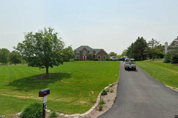 Sale closed in St. Charles: $782,000 for a single-family home