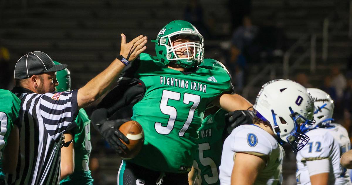 25 in a row: Seneca runs to 41-0 victory over Aurora Central Catholic ...