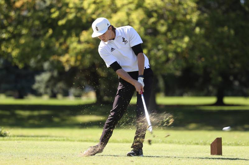 Joliet Catholic’s Mario Gonzalez drives off the fourth hole in the Class 2A Lemont Boys Golf Sectional on Monday, Oct. 7, 2024 at Wedgewood Golf Course in Lemont.