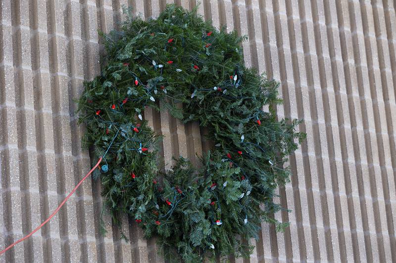 The Keep the Wreath Red campaign has kicked off in Dixon Thursday, Dec. 4, 2025. Wreaths at Dixon City and Rural Fire will stay red when there is no holiday related fires.