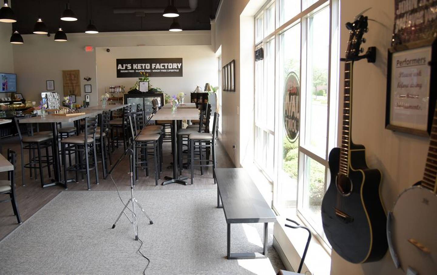 AJ's Java Joint, a sugar-free coffee shop in South Elgin, features an open-mic area.