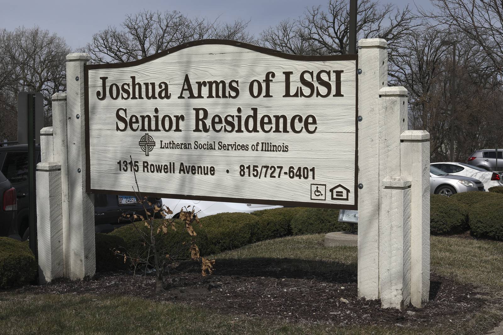 Displaced Joliet seniors given green light to move back to Joshua Arms