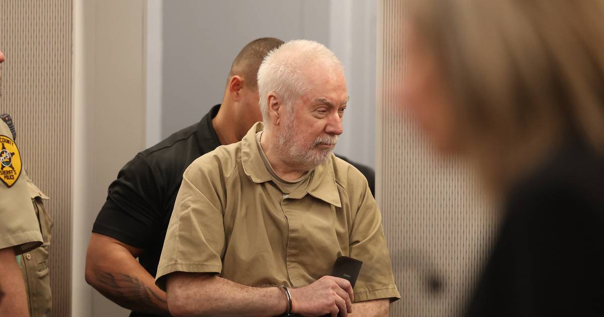 Defense in Drew Peterson case again seeks mental fitness examine for convicted killer