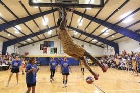 Photos: Princeton Elementary hosts high-flying Harlem Wizards game