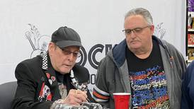 Dozens flock to Sycamore Hy-Vee for Rick Nielsen of Cheap Trick