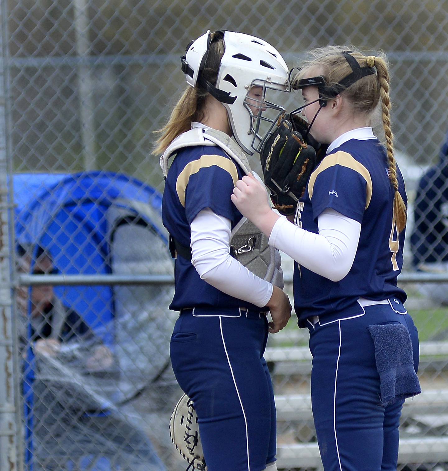 Marquette catcher Eva McCallum works to settle down pitcher Kaylee Killelea after Saturday, April 30, 2022.