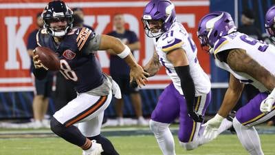 Photos: Bears open season with 27-24 loss to Vikings on Monday night
