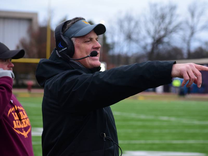 Loyola announces return of John Holecek as head football coach; Beau Desherow named GM, assistant head coach