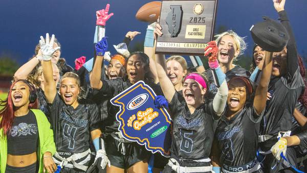 Unbeaten Willowbrook, with Marli Smrz throwing 6 TDs, romps past West Aurora to sectional title