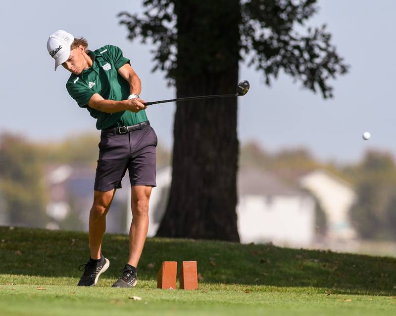 Anthony Battaglia of Plainfield Central tees off during the Plainfield Central regional on Wednesday Oct. 1, 2025, held at Wedgewood Golf Course in Plainfield.