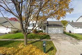 St. Charles: Single-family home sells for $520,000