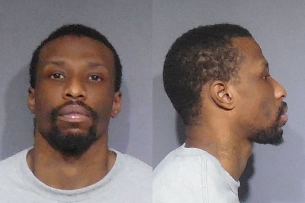 Manhunt in Yorkville after man flees from deputies at Kendall County Courthouse