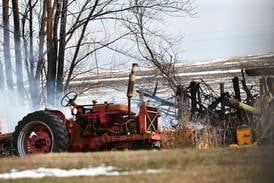 Barn burns on Milledgeville Road, west of Polo