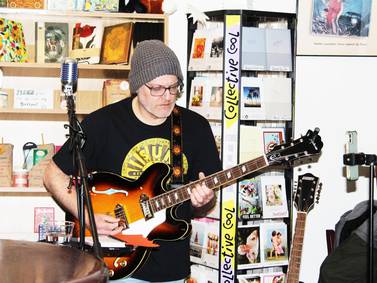 Rock Falls musician creates art in a moment